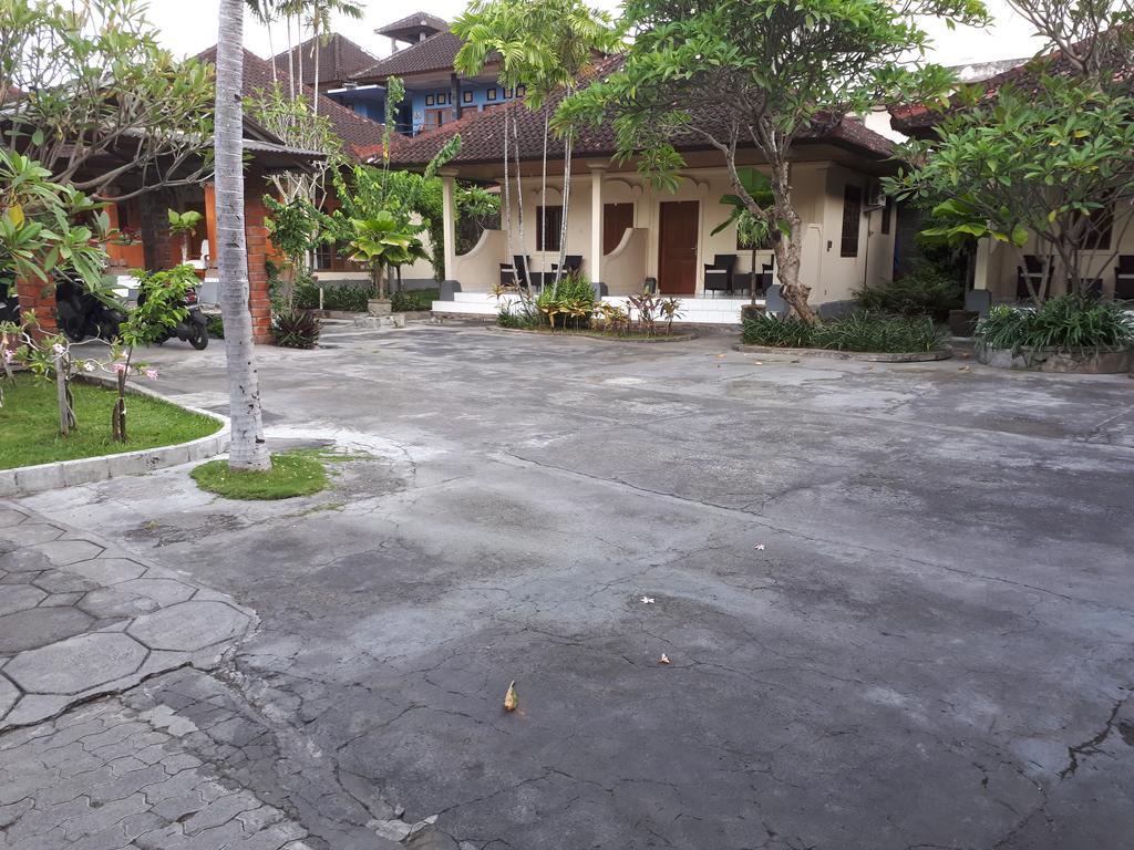 Puspa Ayu Kuta Lombok Esterno foto