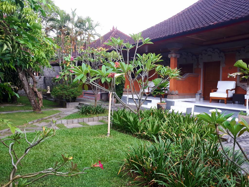 Puspa Ayu Kuta Lombok Esterno foto